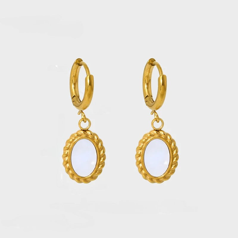 Brinco Huggie Estilo - Lux