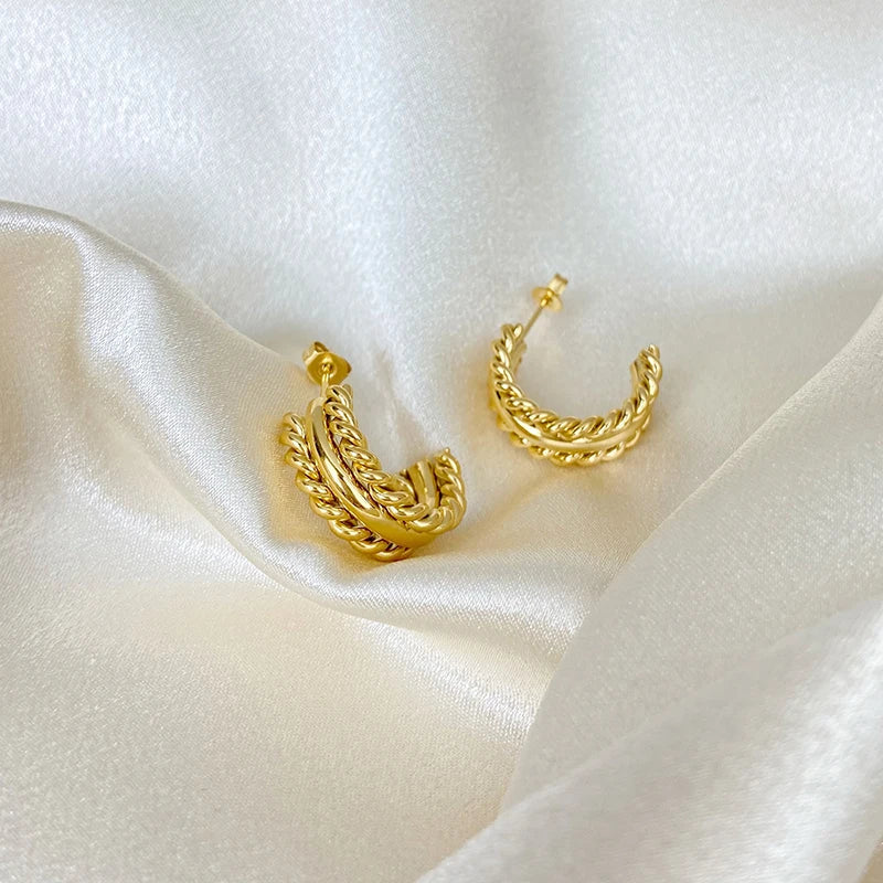 Brinco Torcido Dourado - Lux