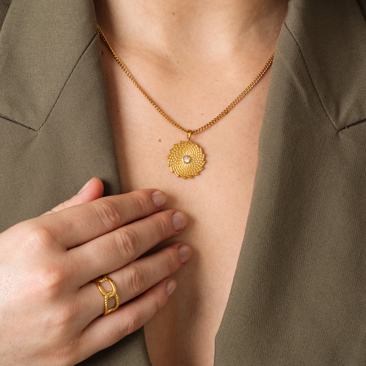 Colar Pendente Ouro 18K - Lux