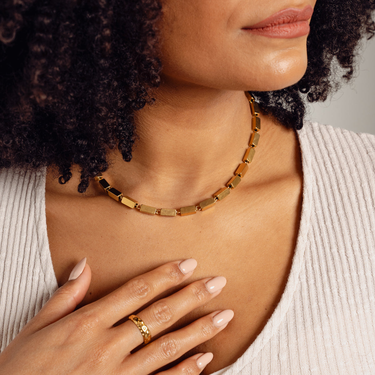 Colar Charme Retangular Banhado a Ouro 18K - Lux