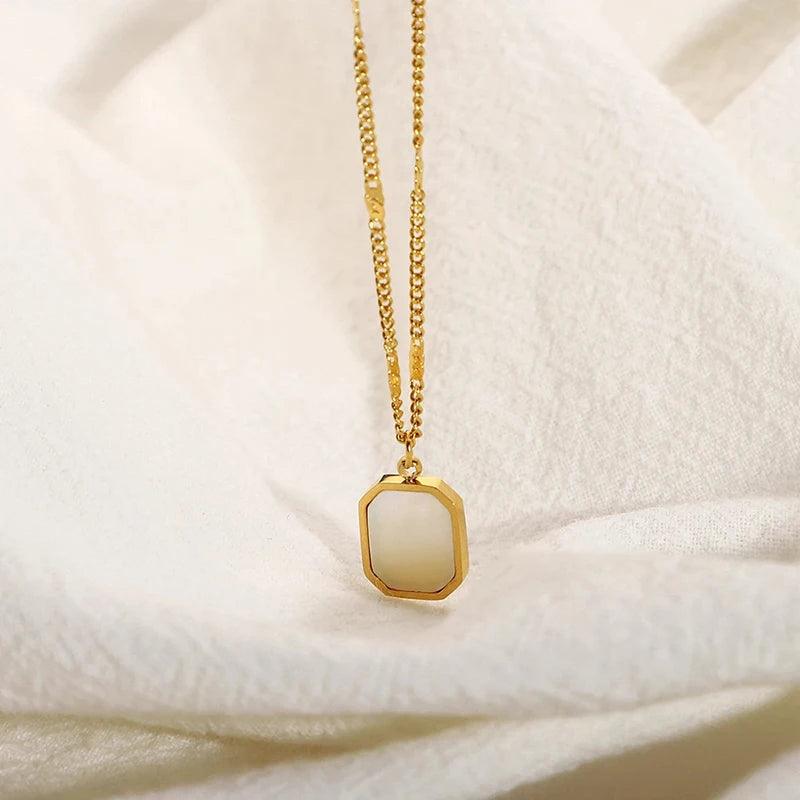 Colar Quadrado - Lux