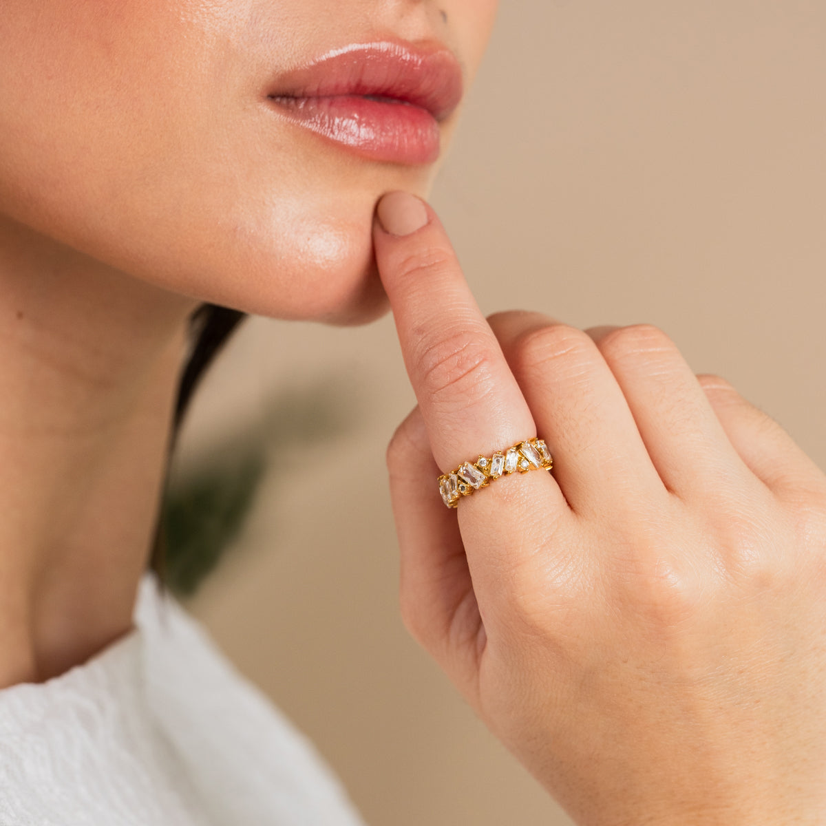 Anel Paris Cravejado com Zircônia Banhado a Ouro 18K - Lux