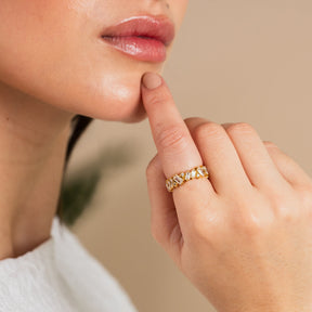 Anel Paris Cravejado com Zircônia Banhado a Ouro 18K - Lux