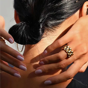 Anel Dourado Banhado a Ouro - Lux