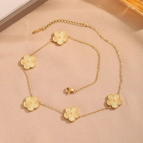 Conjunto Trevo Dourado