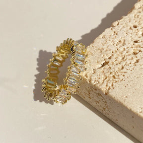 Anel Luxo Cravejado com Zircônias - Lux