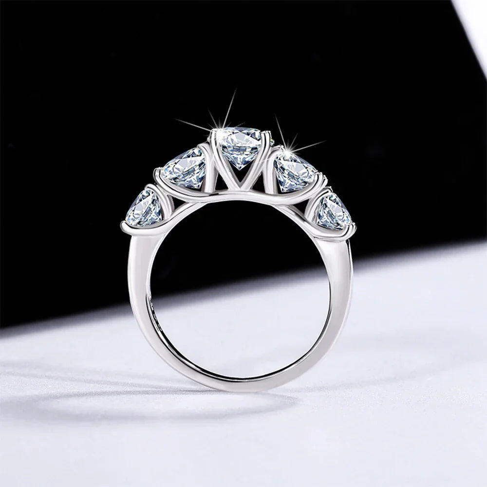 Anel Romântico de Moissanite em Prata 925 - Elegância Clássica