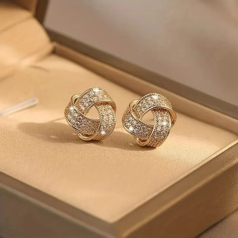 Brincos Elegantes com Zircônia e Aço Inoxidável