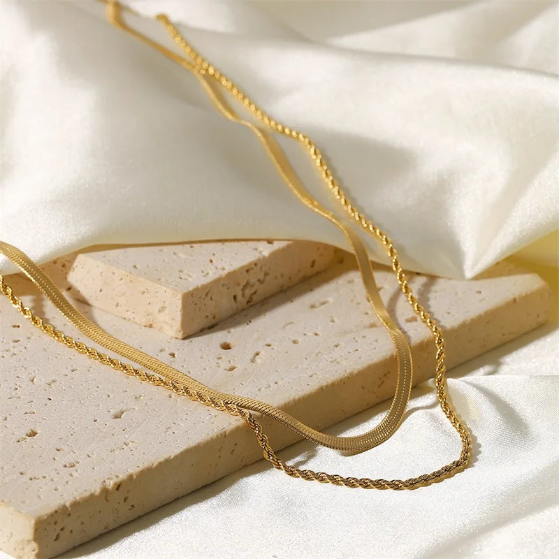 Colar Duplo Banhado a Ouro - Lux